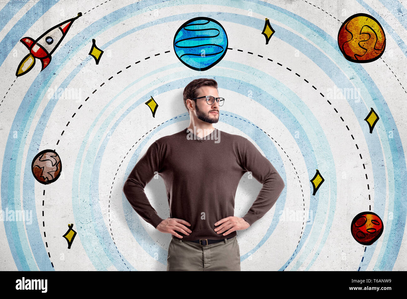 Mann mit Brille legere Kleidung auf Cartoon Sonnensystem und weltraumrakete Hintergrund Stockfoto