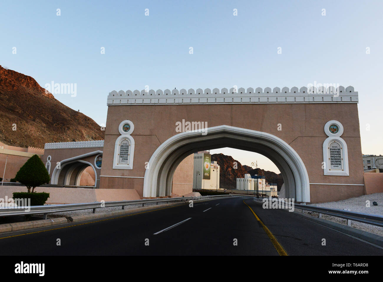 Das Tor zur Altstadt von Muttrah Muscat im Oman. Stockfoto