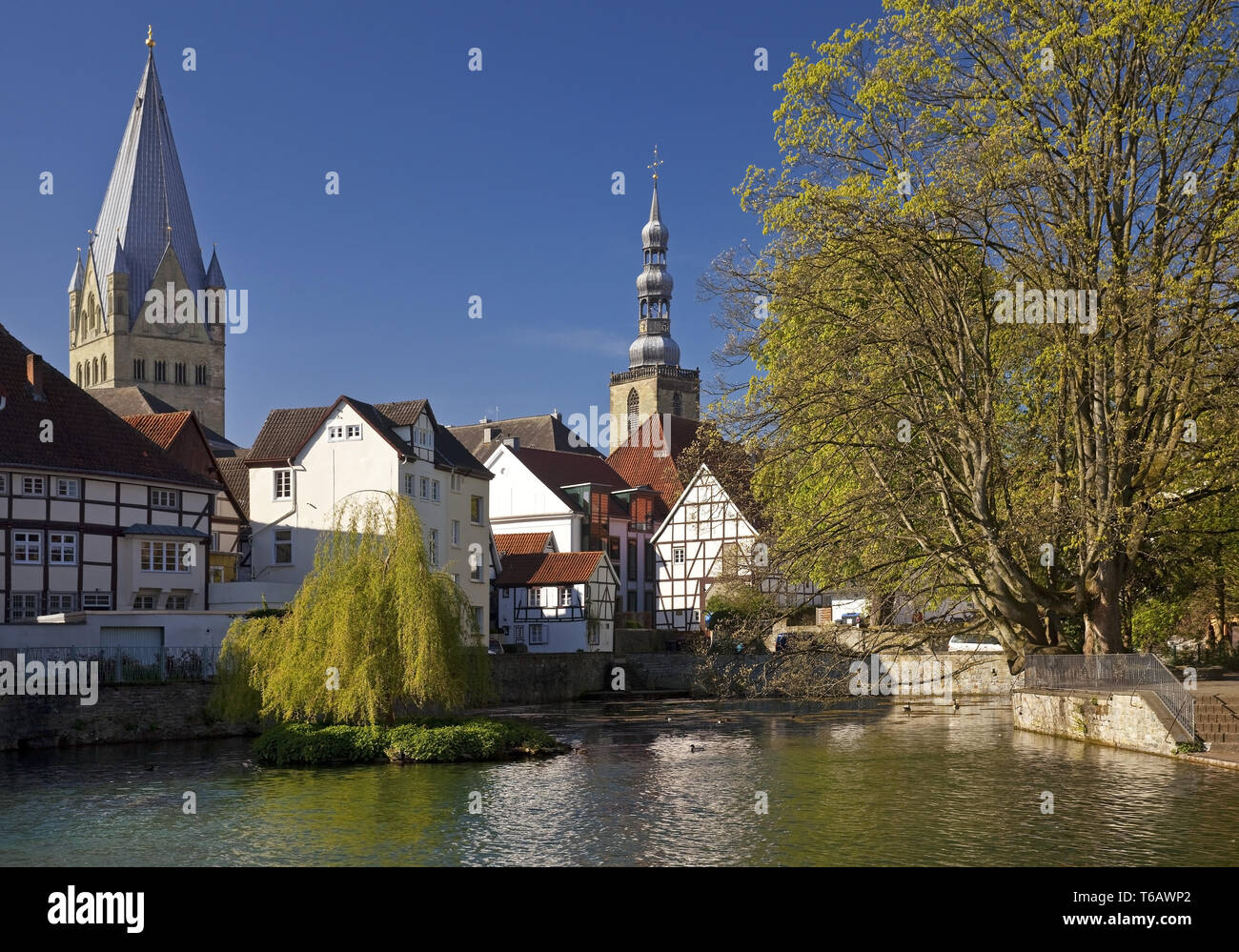Alte Stadt mit chrch St. Patrokli, Teich grosser Teich und Kirche St
