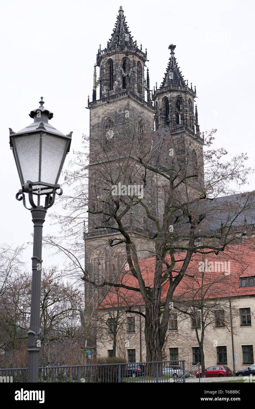 Der Magdeburger Dom in der Innenstadt von Magdeburg. Stockfoto