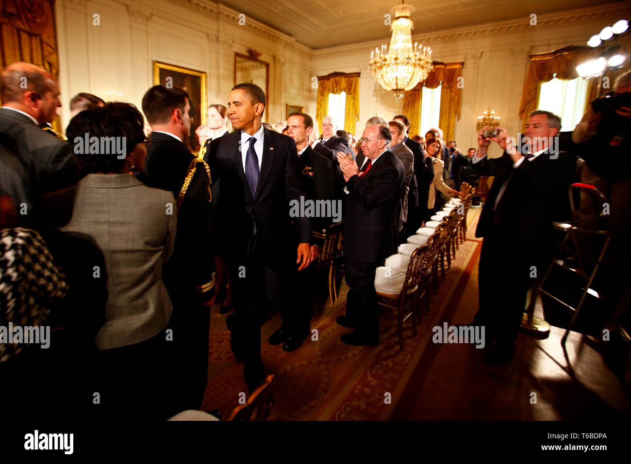 Der Präsident der Vereinigten Staaten, Barack Obama, Zeichen in Gesetz verbesserte Rechte für Veteranen. Stockfoto