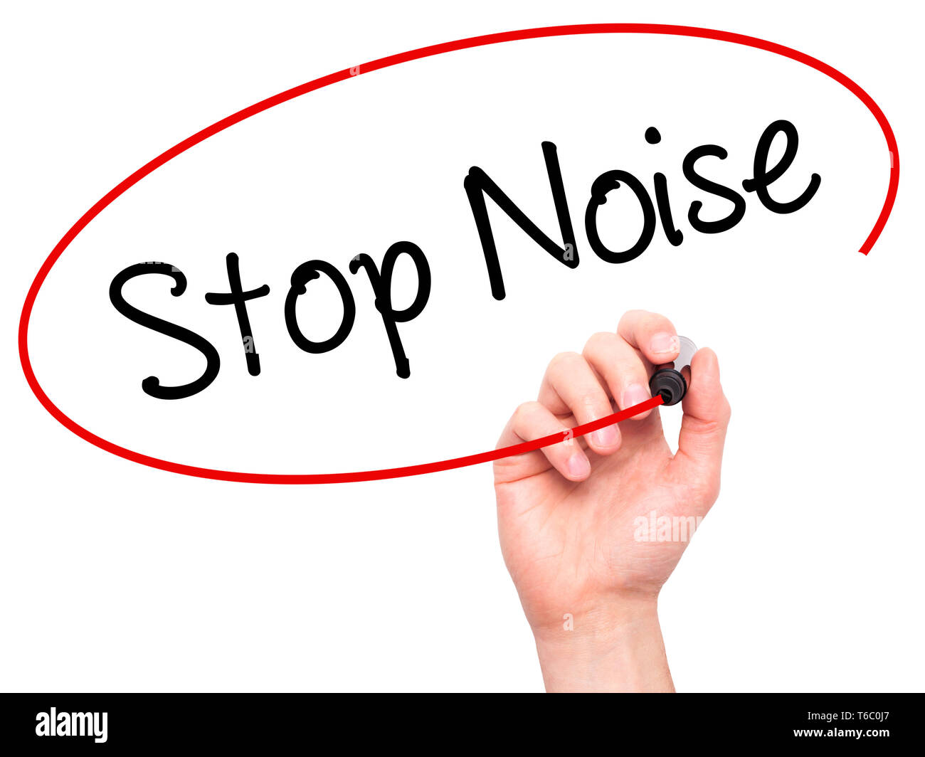 Mann Hand schreiben Stop Lärm mit schwarzem Marker auf visuelle Bildschirm Stockfoto