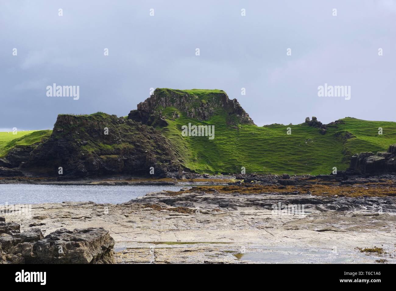 Brüder (Rubha nam Brathairean), Robust, Wilde unberührte Küste. Schottische Natur. Isle of Skye, Schottland, Großbritannien. Stockfoto