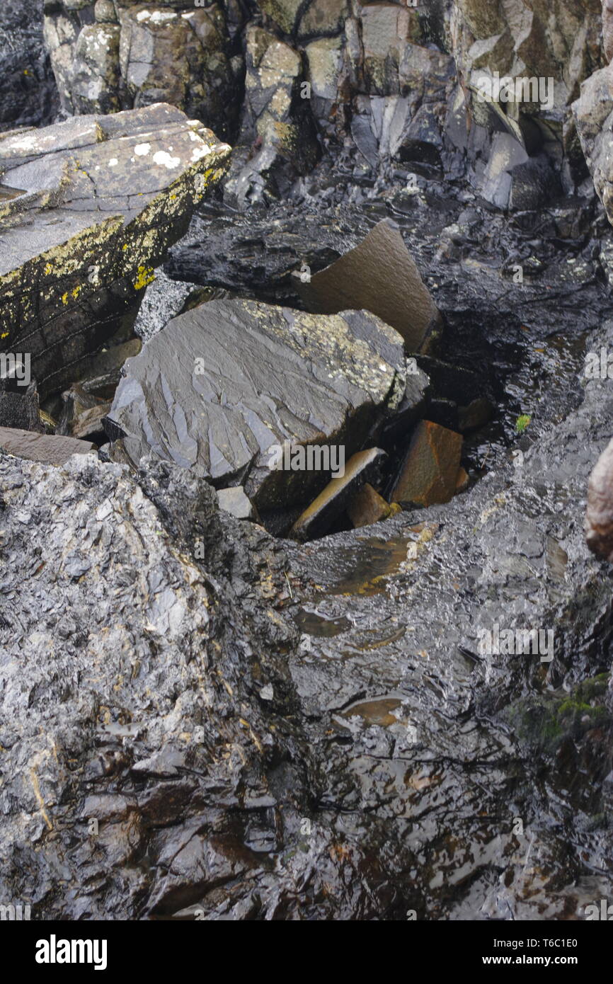 Magmatischen Sill, Basaltsäulen Geologie an der Brüder (Rubha nam Brathairean) Isle of Skye, Schottland, Großbritannien. Stockfoto