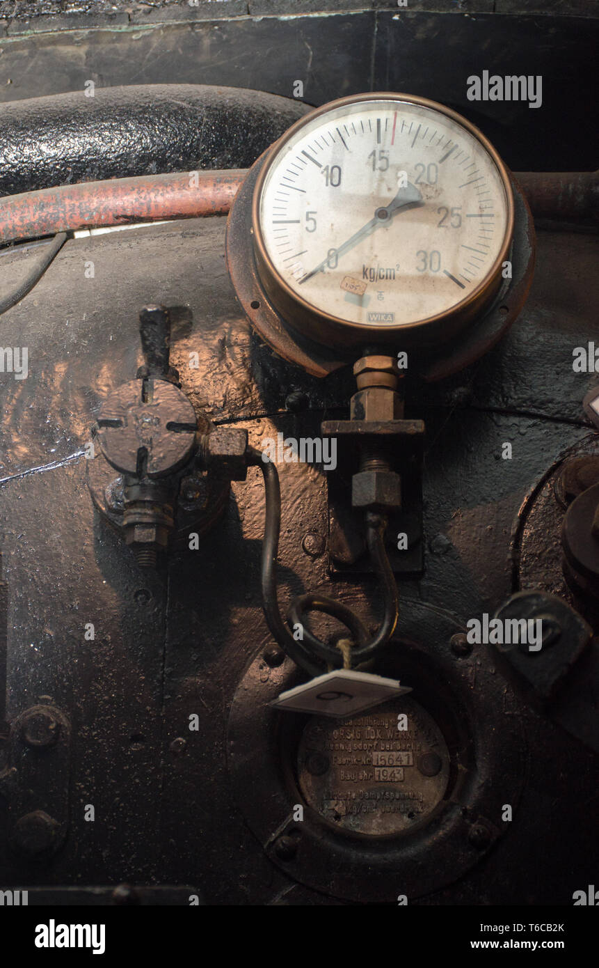 Grunge Details der Anzeige im Dampfzug Stockfoto