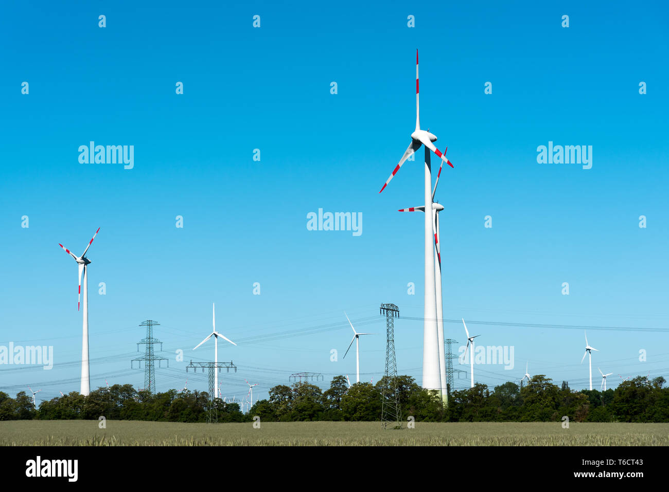 Windkraftanlagen in Deutschland gesehen Stockfoto