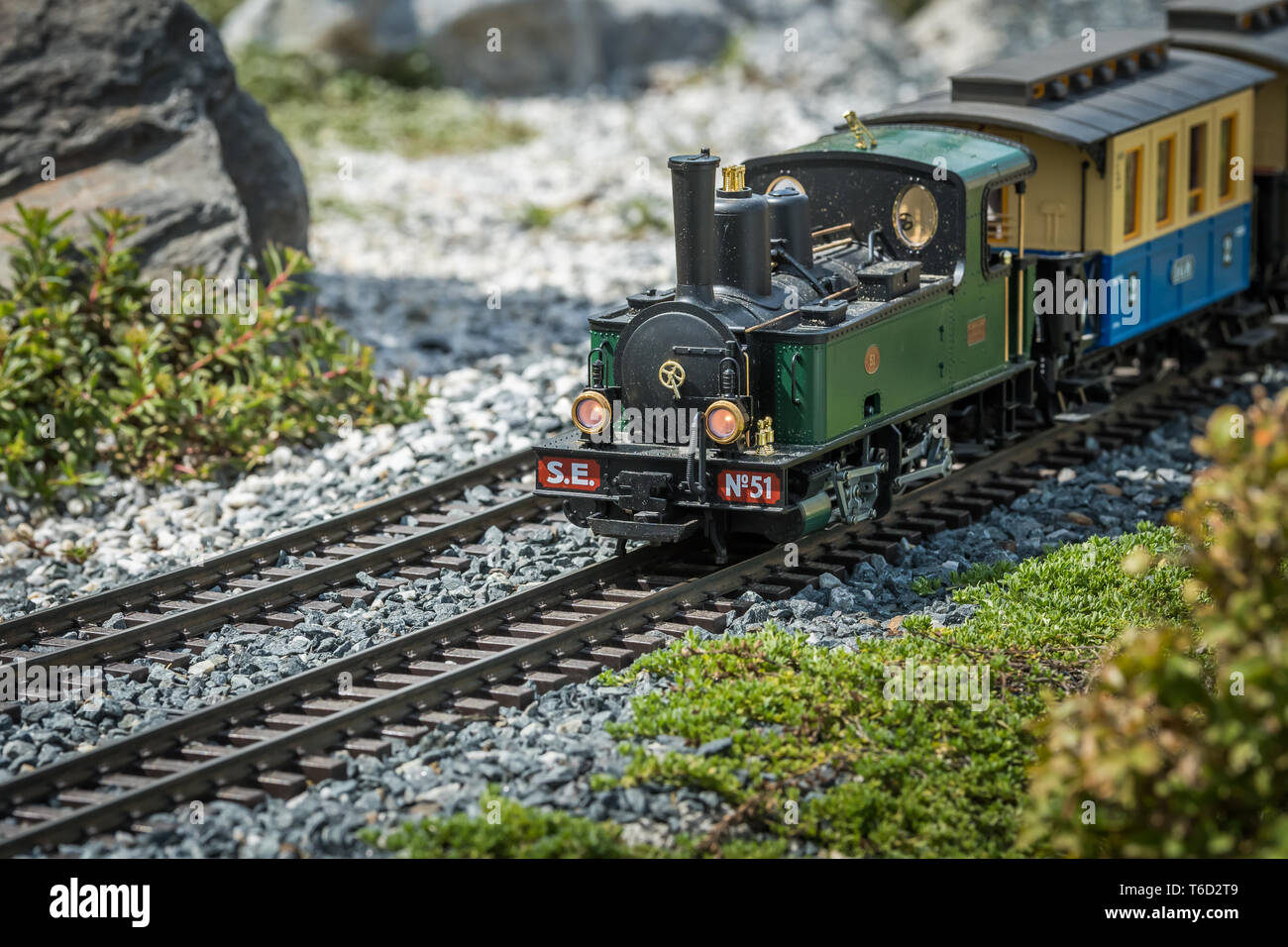 Eisenbahn-modelle Zug im Freien an einem sonnigen Tag, Dampfzug Stockfoto