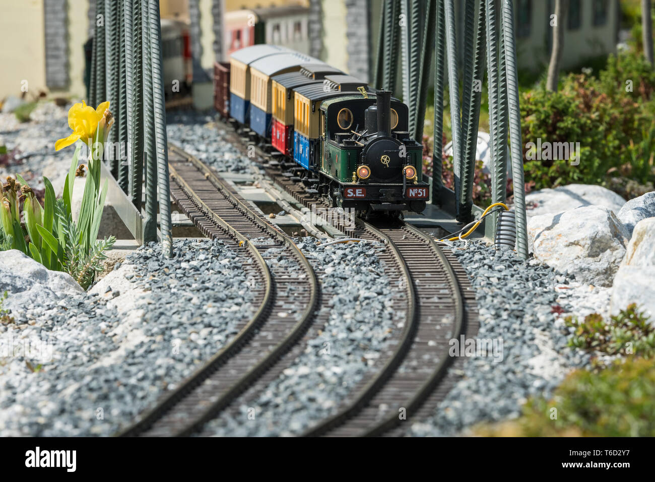 Eisenbahn-modelle Zug im Freien an einem sonnigen Tag, Dampfzug Stockfoto