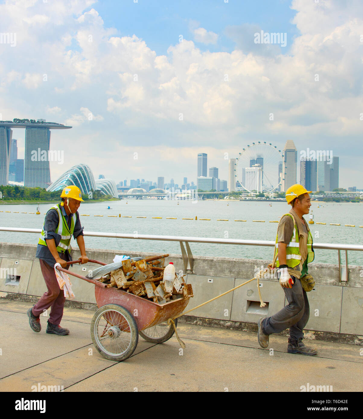 Arbeitnehmer in Singapur Marina Bay Stockfoto