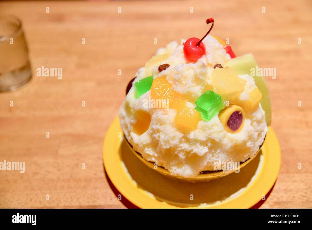 Shirokuma oder Kagoshima Style rasiert Eis Dessert Stockfoto