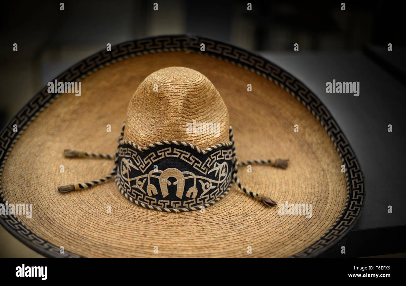 Vintage Mexikanischen sombrero für Verkauf bei einem Shop in Santa Fe, New Mexico USA Stockfoto