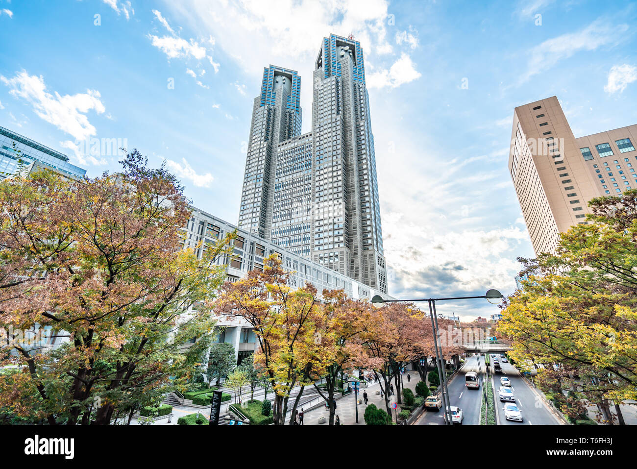 TOKYO, Japan - 23. November 2018: Metropolitan Regierungsgebäude von Tokio, Japan, die Häuser der Tokyo Metropolitan Government. Stockfoto