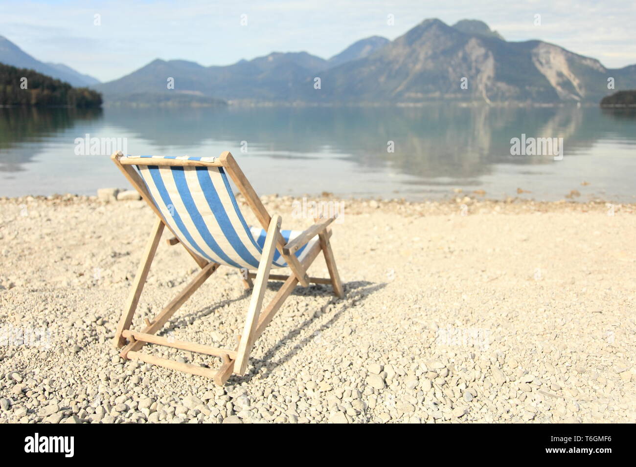 Blau-weiße Sonne Stuhl Stockfoto