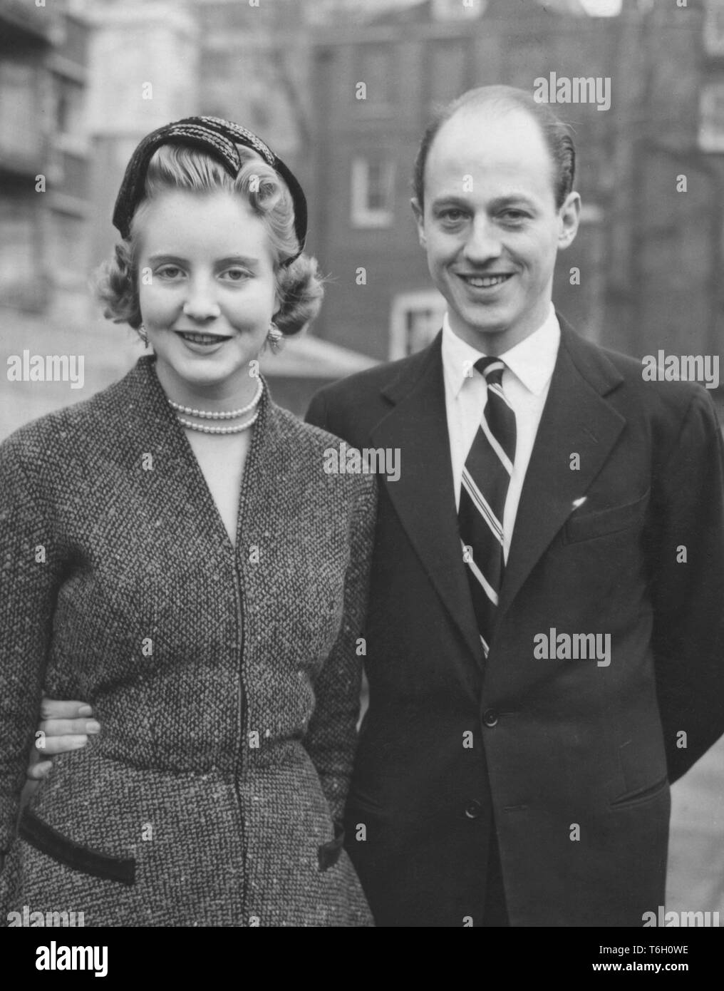 Lady Anne Koks und Colin Tennant am Holkham, Norfolk, vor dem Tag ihrer Hochzeit. * NEG KORRUPT, gescannt auf Kontakt Stockfoto