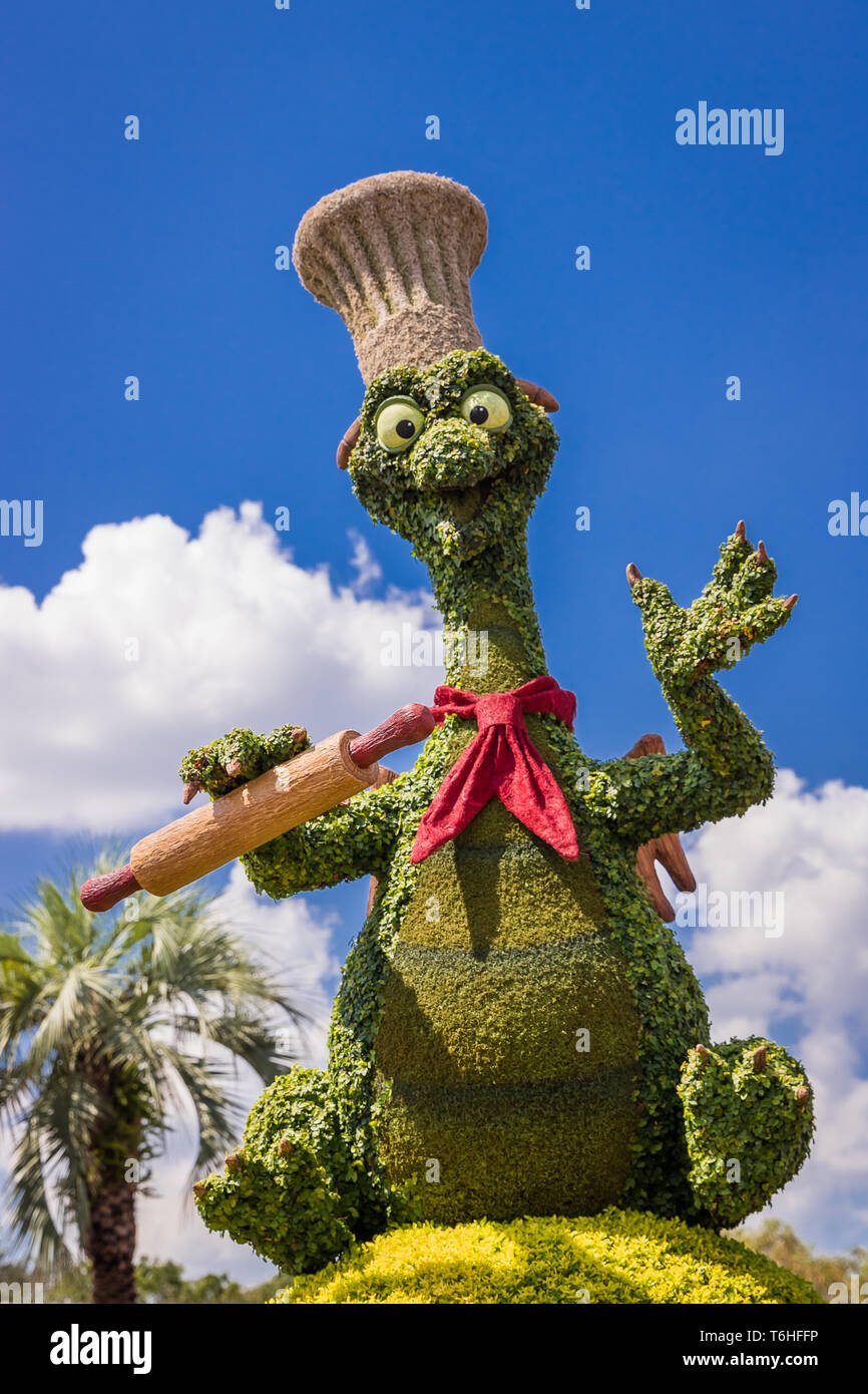 Walt Disney World's Epcot Vergnügungspark hat ein jährliches internationales Essen und Wein Festival. Der Park schafft topiaries die Gelegenheit zu feiern. Stockfoto