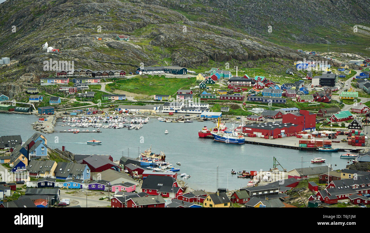 Der Hafen von Qaqortoq in der Gemeinde Kujalleq in Grönland Stockfoto