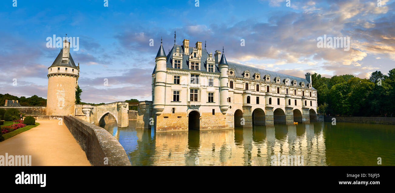 Das Chateau de Chenonceau von der französischen Renaissance Architekt Philibert de l'Orme 1555 entworfen von überspannen den Fluss Char. Loire Tal. Chenonceaux, In Stockfoto