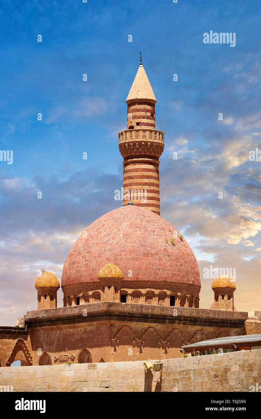 Minarete der Moschee aus dem 18. Jahrhundert osmanischen Architektur des Ishak Pasha Palace (Türkisch: İshak Pasa Sarayı), Agrı Provinz Eastern Tur Stockfoto