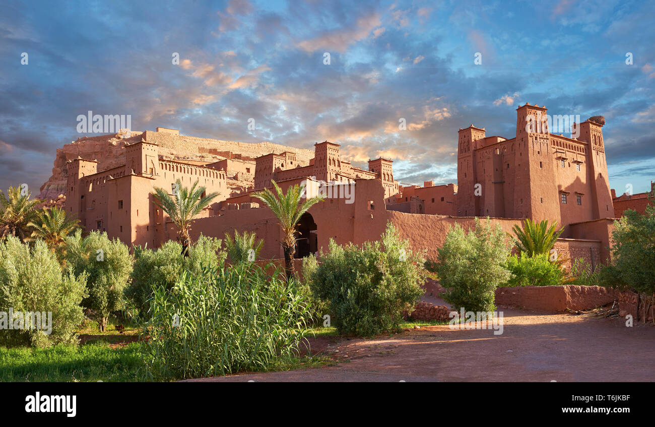 Adobe-Gebäude der Berber Ksar oder befestigte Dorf von Ait Benhaddou, Sous-Massa-Dra-Marokko Stockfoto