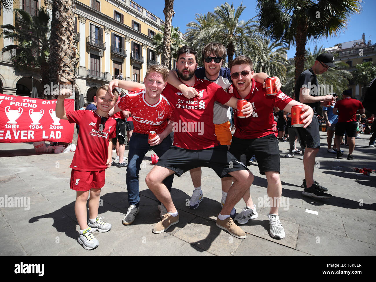 Liverpool Fans in Plaza Real vor dem UEFA Champions League Finale zwischen Barcelona und Liverpool. Stockfoto