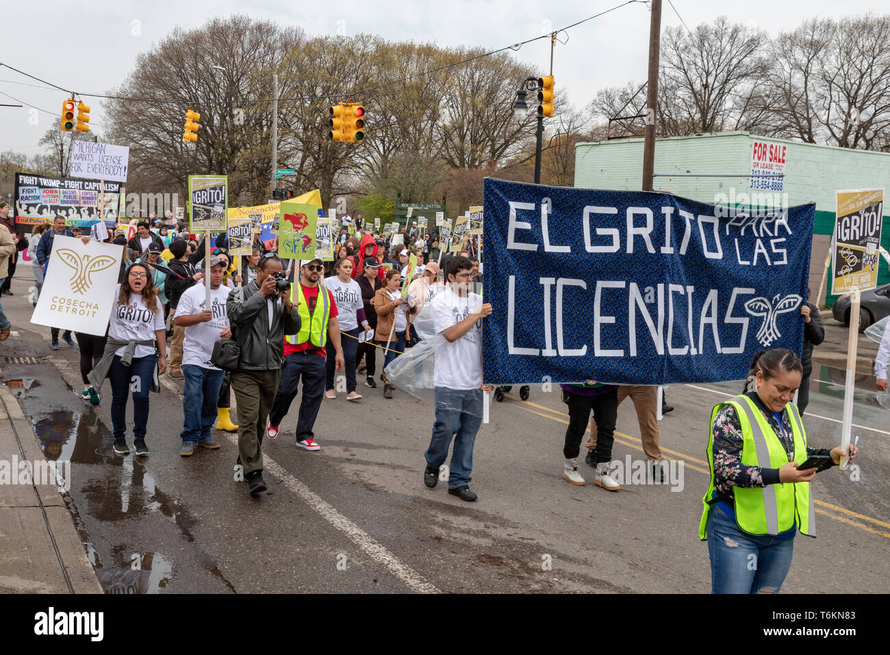 Detroit, Michigan - ein Tag März fordert Wiederherstellung der Führerscheine für jedermann ohne Rücksicht auf Einwanderung Status. Michigan verboten und Stockfoto