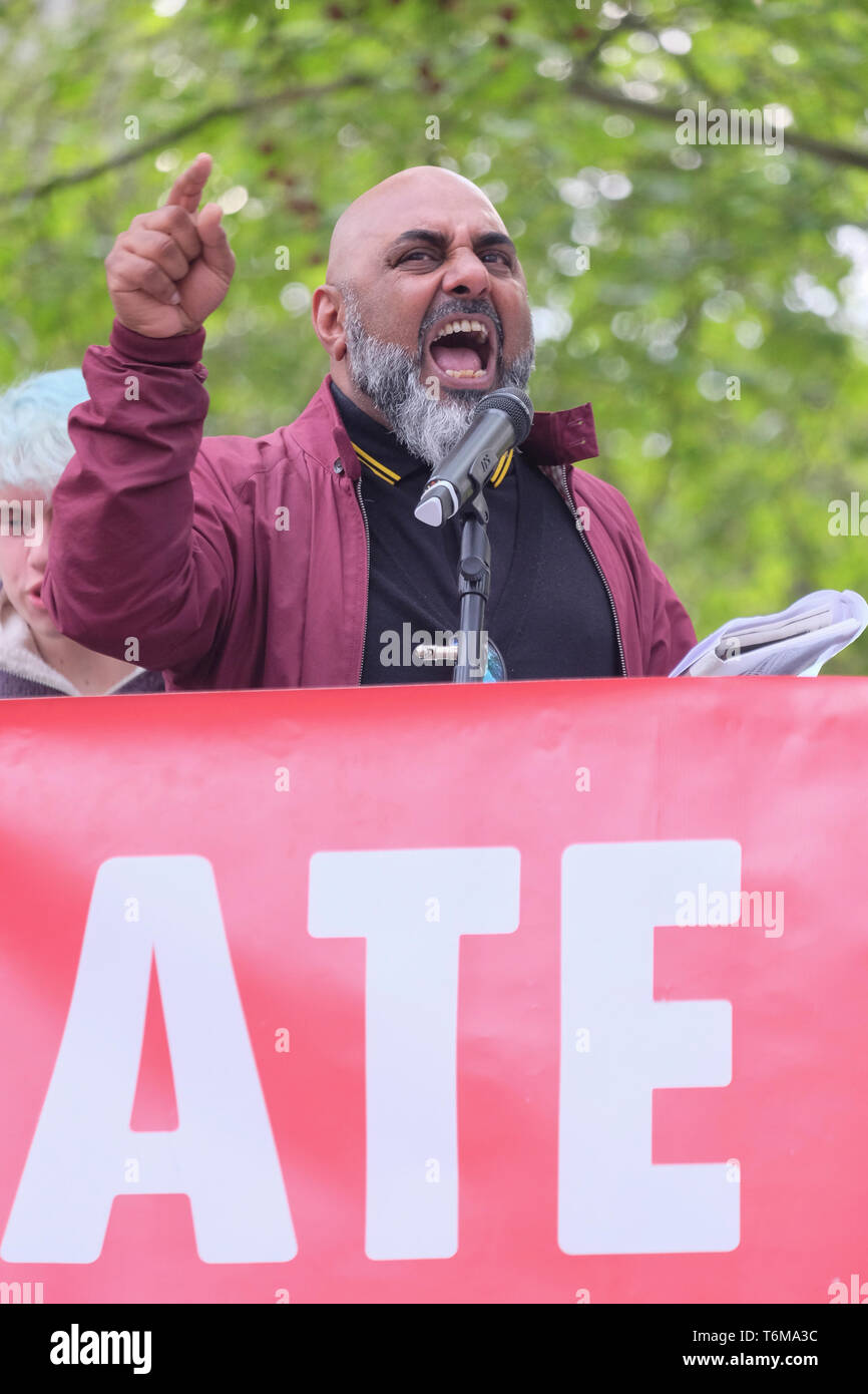 Asad Rehman, War on Want, Adressen Rallye als MPs unterstützen eine Bewegung eine formale Klima Notstand auszurufen. Stockfoto