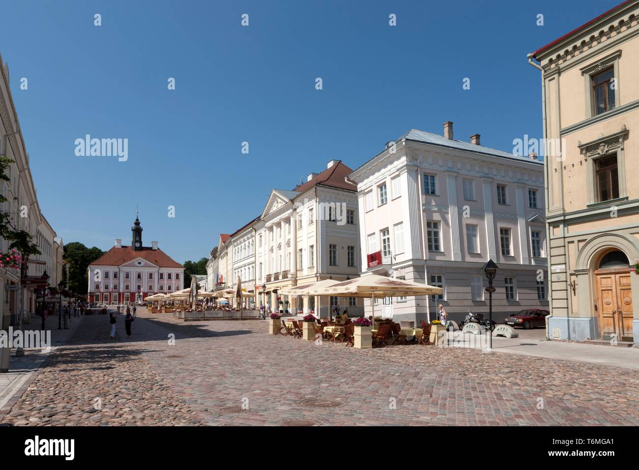 Rathausplatz in Tartu Stockfoto