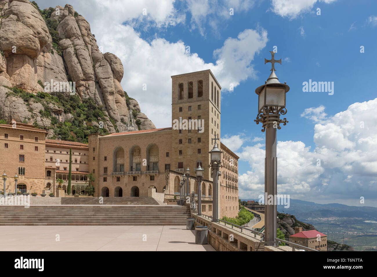 Übersicht über Kloster Santa Maria de Montserrat. Katalonien, Spanien. Stockfoto