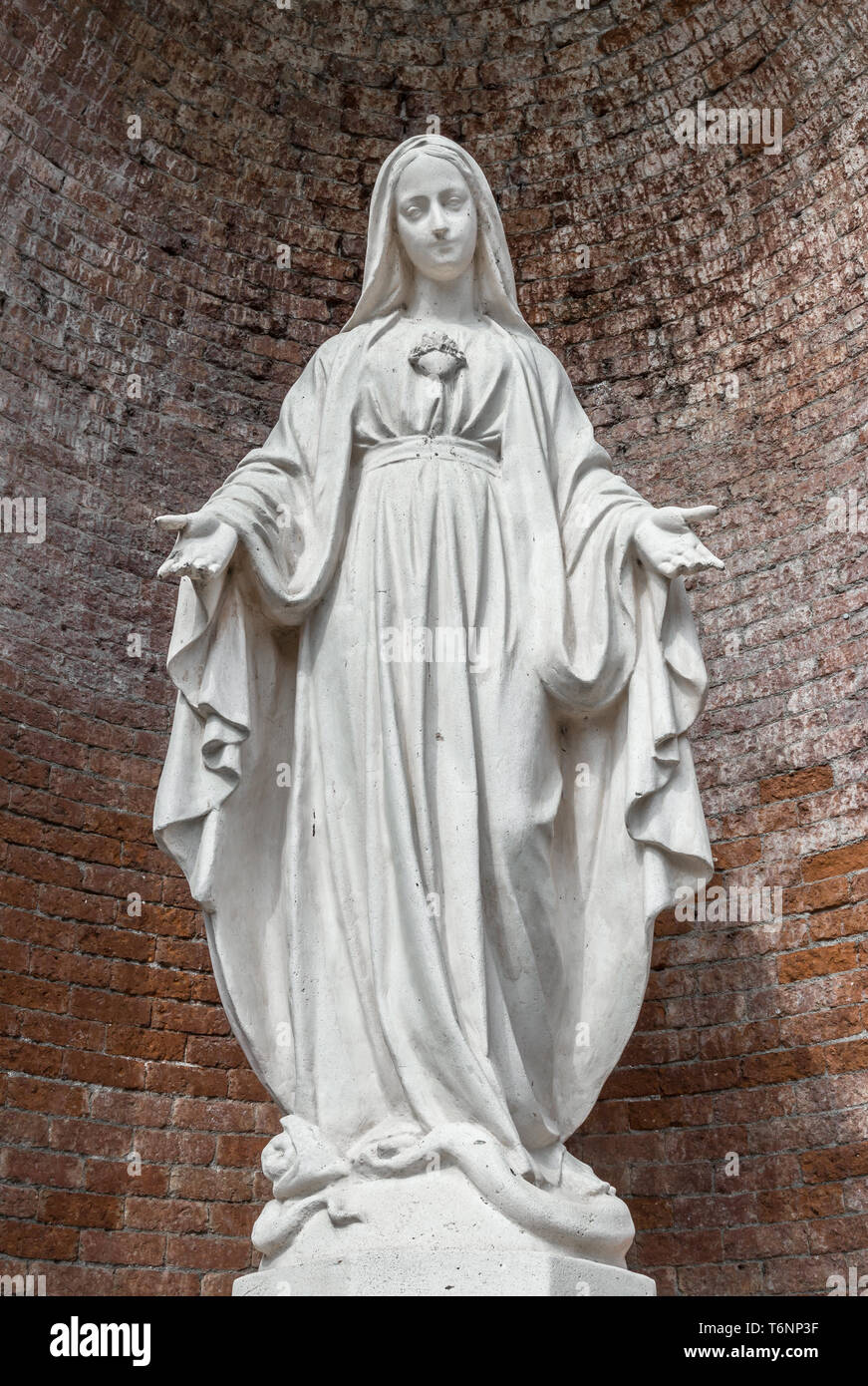 Statue der Muttergottes Stockfoto