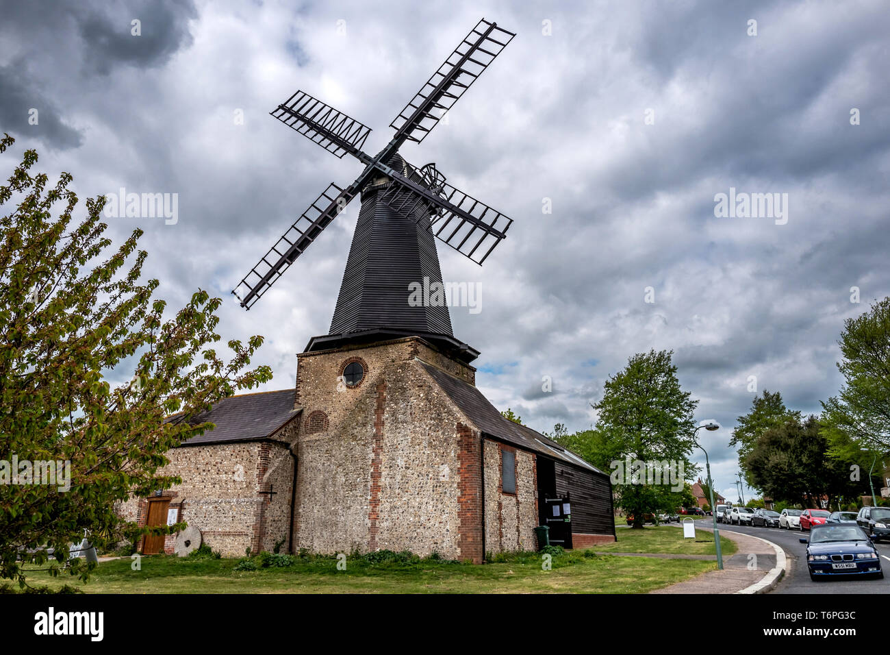 Hove, Großbritannien. 2. Mai 2019. Ungewöhnliche Wahllokale in der Stadt Brighton und Hove Rat Wahlen verwendet heute: West Blatchington Mühle Credit: Andrew Hasson/Alamy leben Nachrichten Stockfoto
