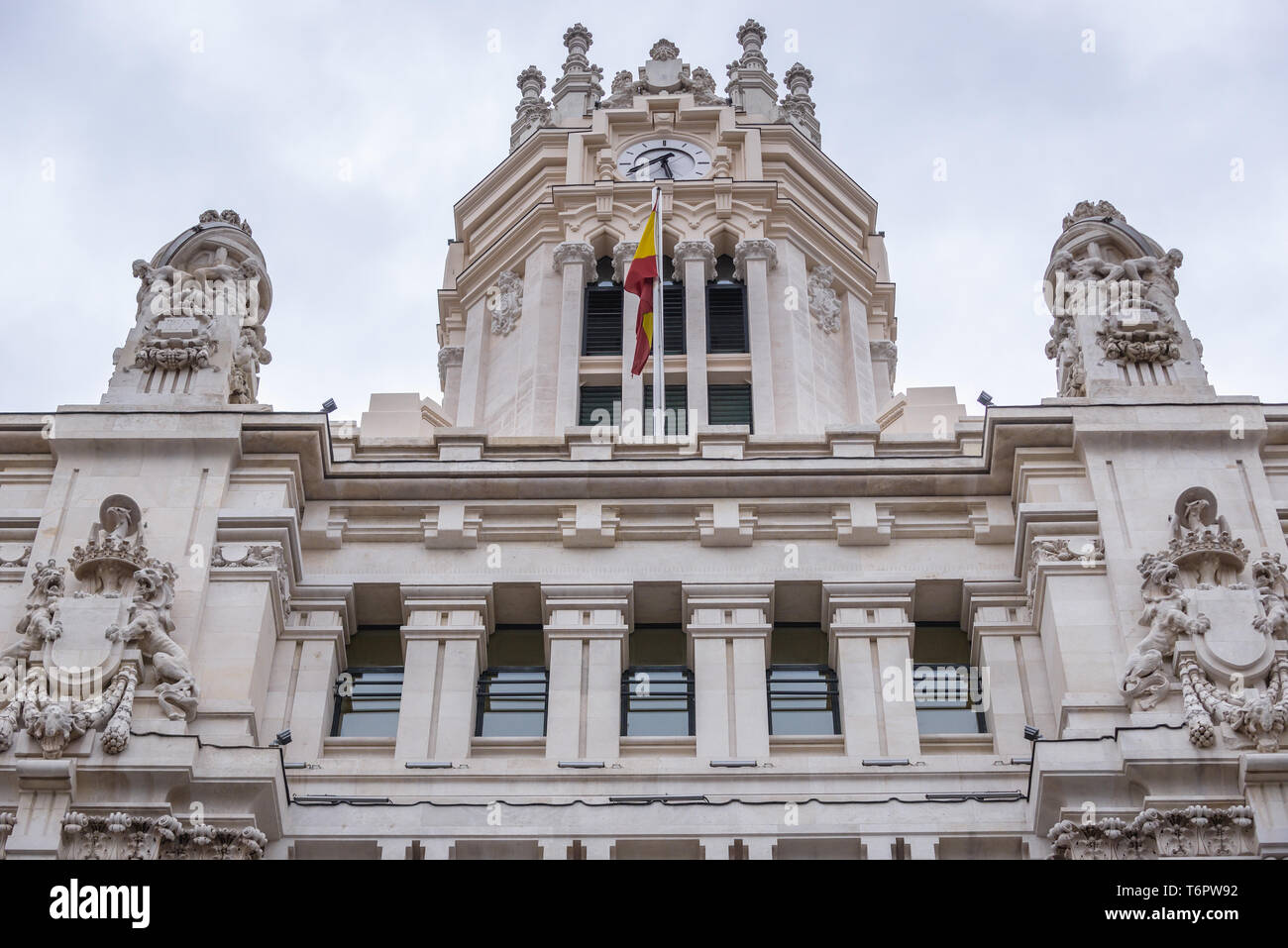 Cybele Palace, offiziell als "Palacio de Kommunikation - Palast der Kommunikation, kulturelles Zentrum und Sitz der Stadtverwaltung von Madrid, Spanien Stockfoto