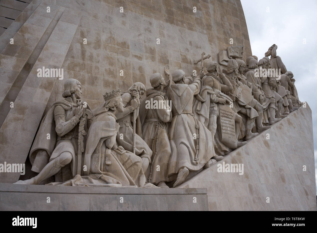 Eine Nahaufnahme des Baudenkmals der Explorer in Lissabon, Portugal Stockfoto