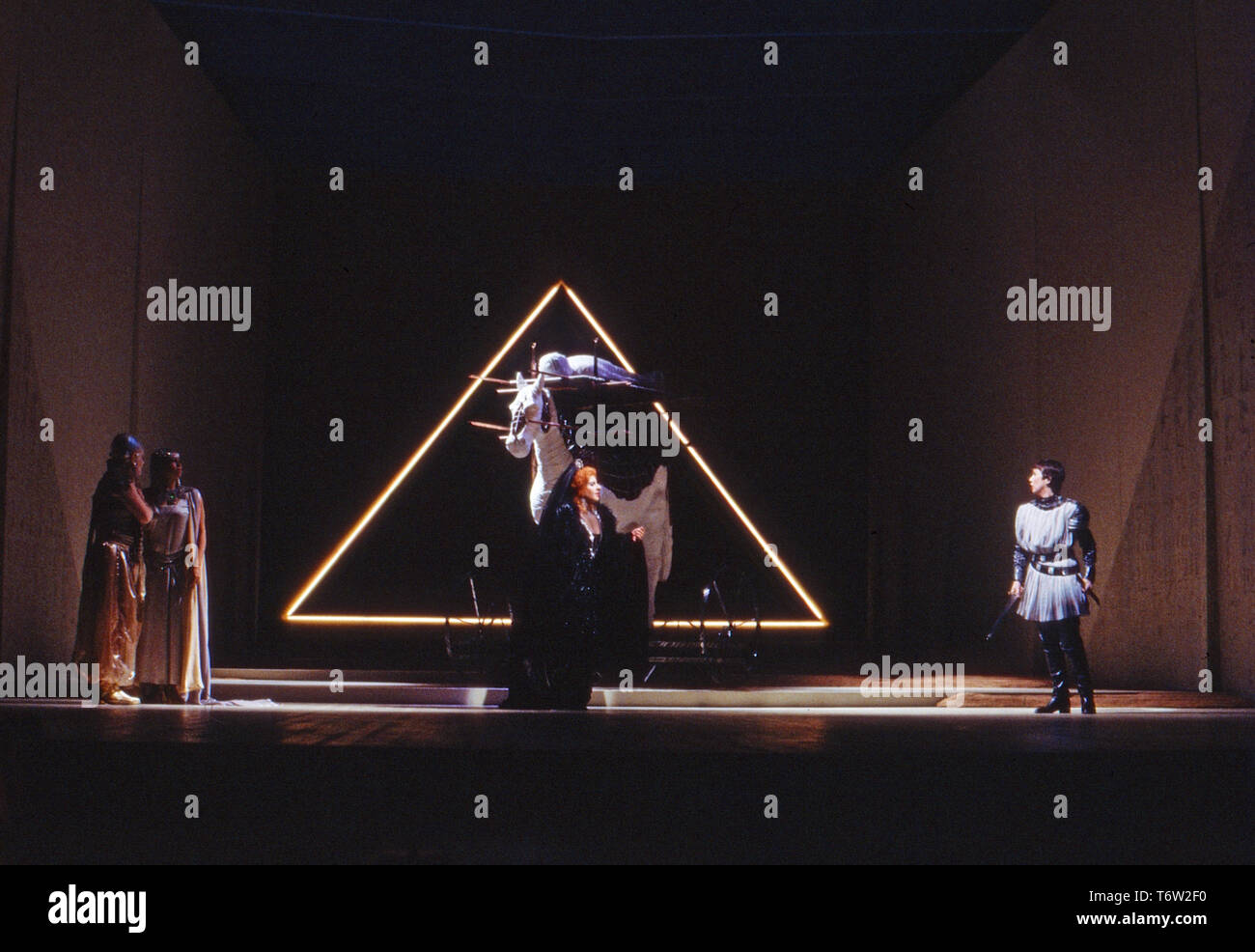 Julius Cäsar, aka Giulio Cesare, Oper von Georg Friedrich Händel in einer Aufführung im Theater an der Wien, Österreich 1985, Mitwirkende: Ann Murray Stockfoto