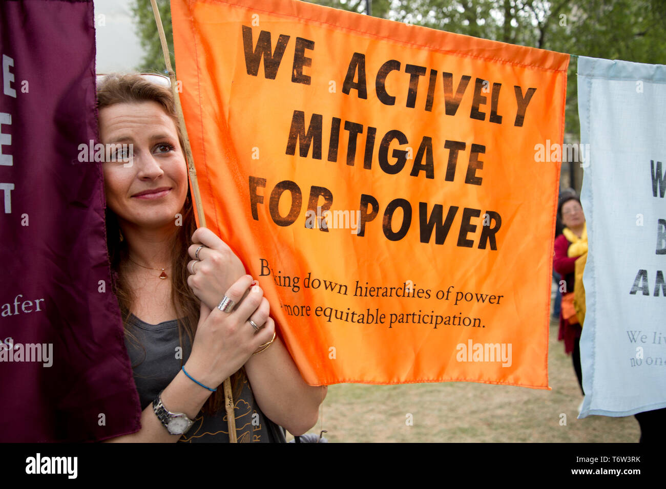 Parlament Platz 1. Mai 2019. Die Dynamik, die Jugend Klima Streikenden und Aussterben Rebellion zusammengeschlossen, die als Arbeitskosten auf die Konservativen bis d genannten Stockfoto
