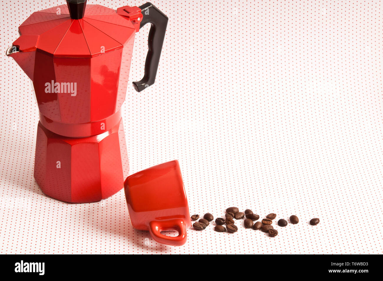 Schale für Espresso Kaffee und Kaffeemaschine moka Stockfoto