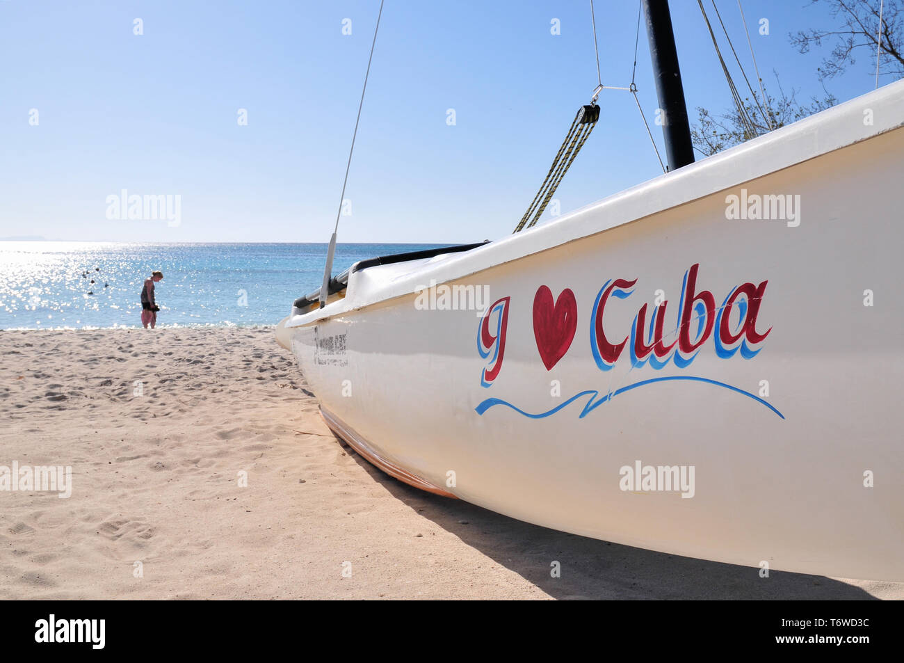 Boote, Strand von Guardalavaca, Kuba Stockfoto