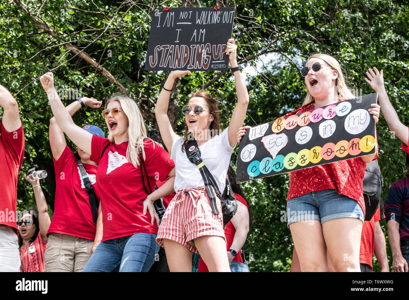 Columbia, South Carolina USA - Mai 1, 2019: 10.000 Lehrkräfte aus ganz South Carolina Band zusammen zu schlechten Arbeitsbedingungen in S.C. Schulen protestieren. Stockfoto