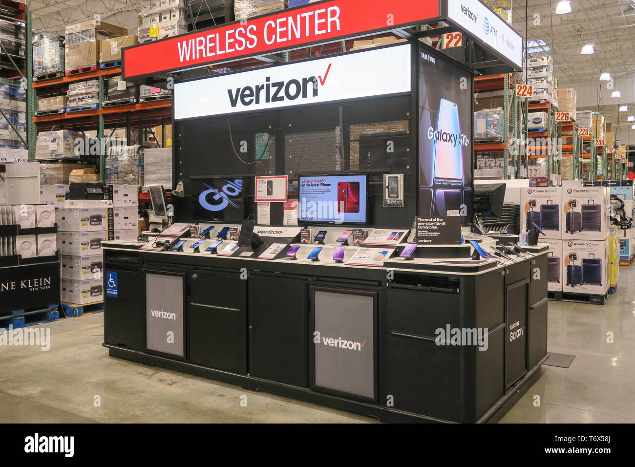 Costco Wholesale Lagerverkauf in Massachusetts, USA Stockfoto