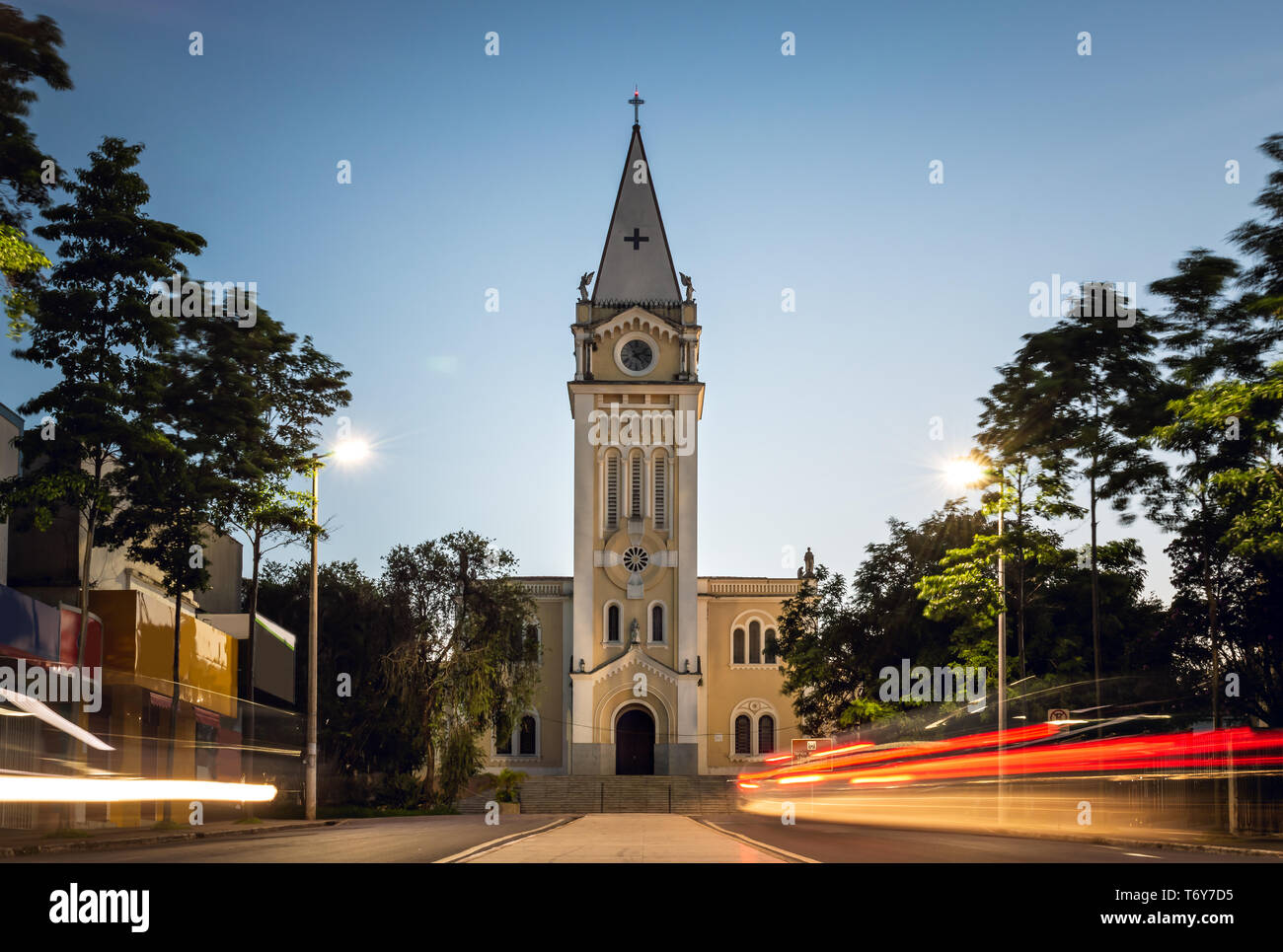 Main Kirche (Igreja Matriz São Domingos) Downtown in der araxá, MG, Brasilien Stockfoto