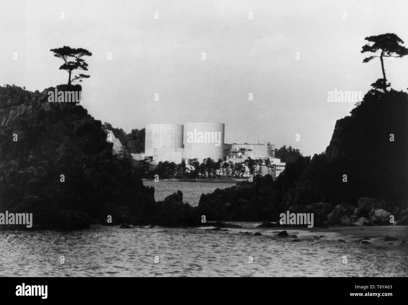 Weite Einstellung auf mihama Nuclear Power Plant, Unit 1, von Kansai Electric Power Company (KEPCO) Mihama, Japan, 1971 betrieben. Mit freundlicher Genehmigung des US-Ministeriums für Energie. () Stockfoto