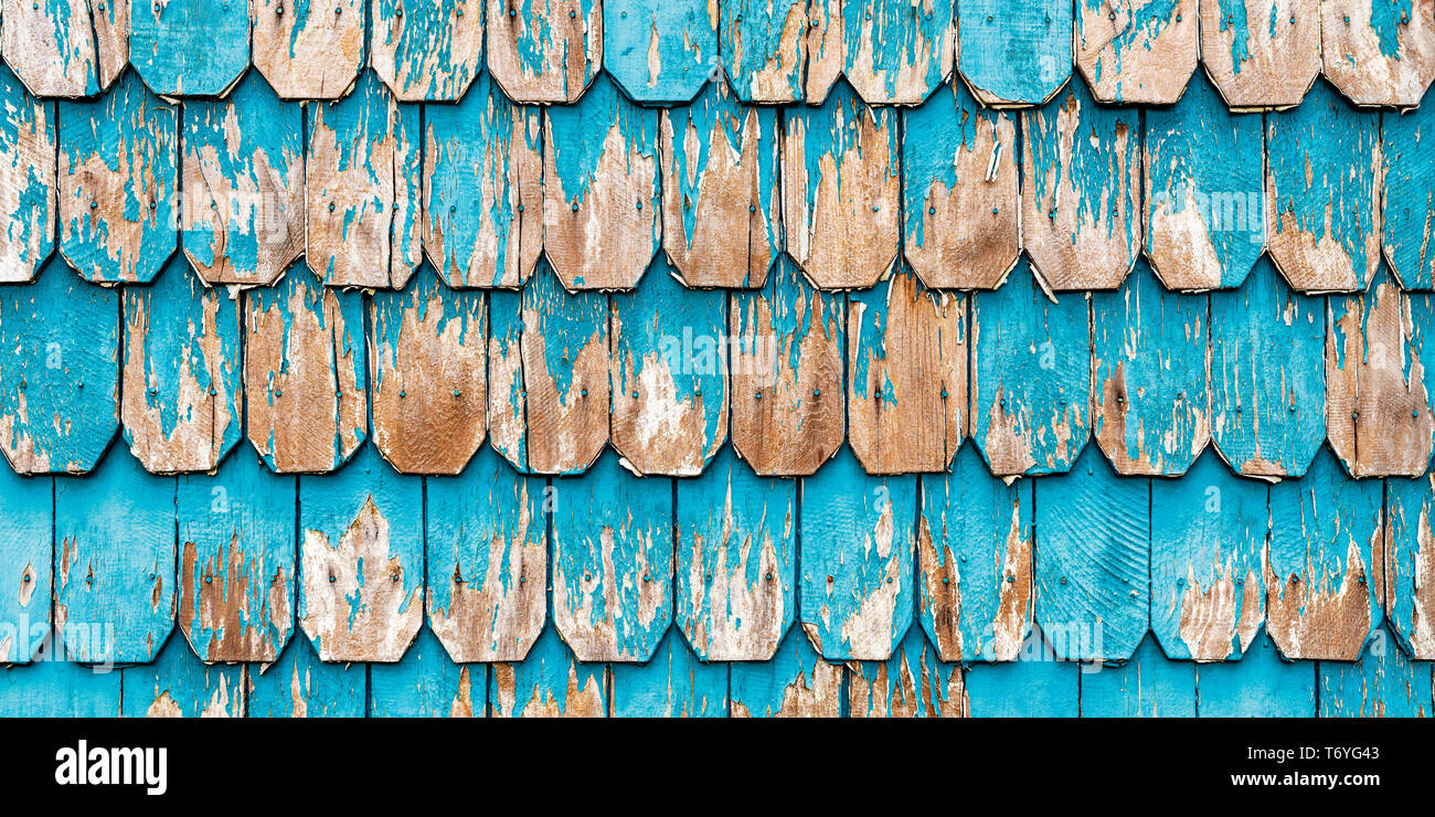 Vintage Architektur Detail mit Türkis Holzvertäfelung, einem traditionellen Oberfläche für Wände im Lake District in und um Puerto Varas, Chile. Stockfoto