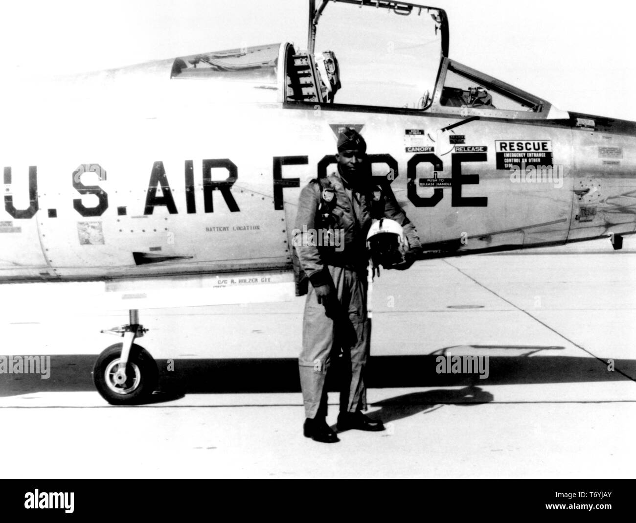 Foto von Robert Henry Lawrence Jr. der United States Air Force und der erste Afro-amerikanische Astronaut, 1967. Mit freundlicher Genehmigung der Nationalen Luft- und Raumfahrtbehörde (NASA). () Stockfoto