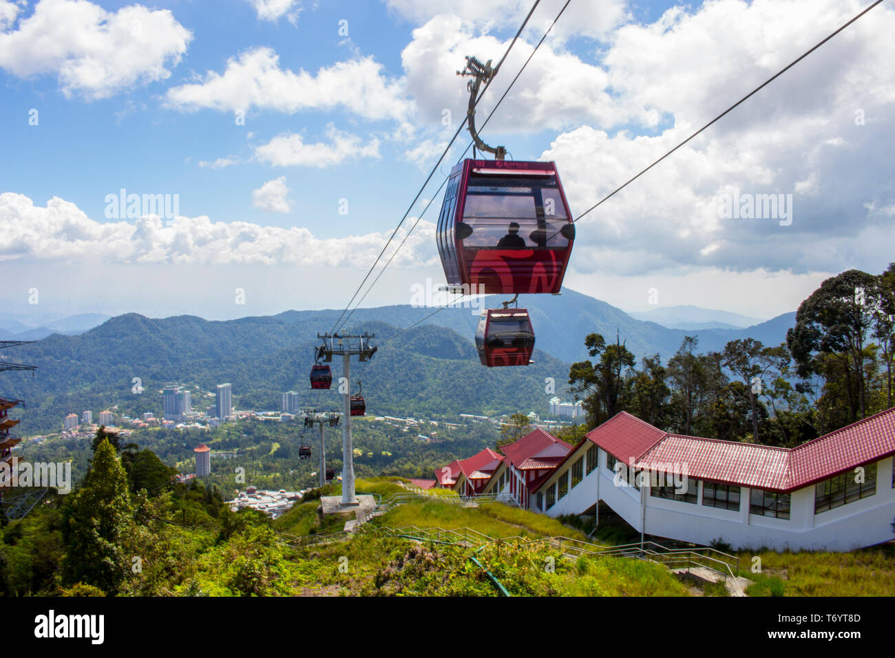 Neue Seilbahn in Genting Highlands übersetzende Passagiere in Malaysia. Stockfoto
