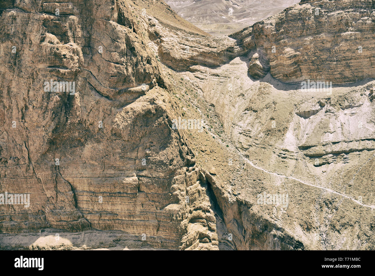 Nach oben Blick von der Festung Masada Stockfoto