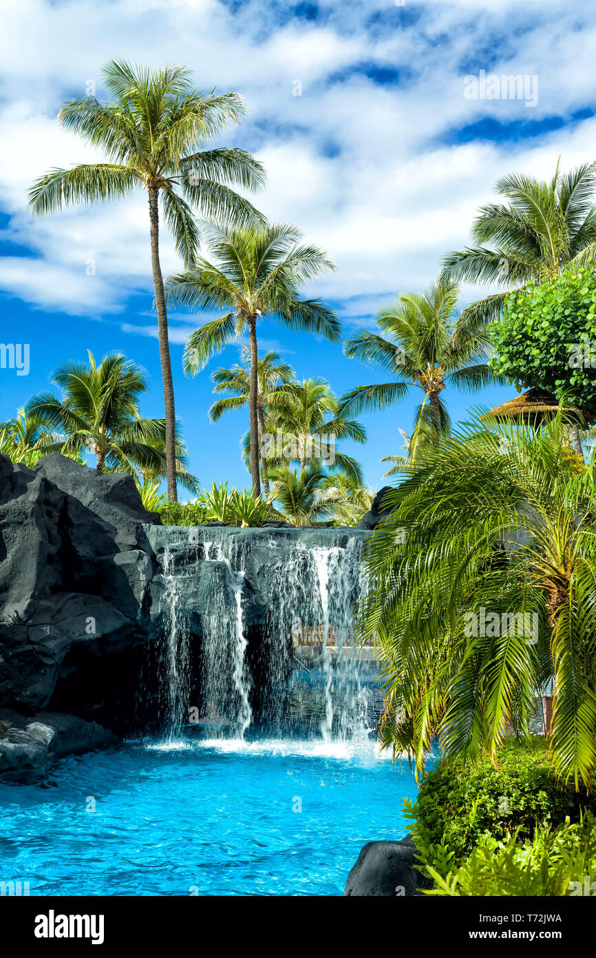 Kaanapoli Pool, Lahaina, HI - November 11, 2017: Das Bild ist von einem Resort pool Einstellung in Kaanapali, Hawaii. Pool bietet eine versteckte Grotte und c Stockfoto