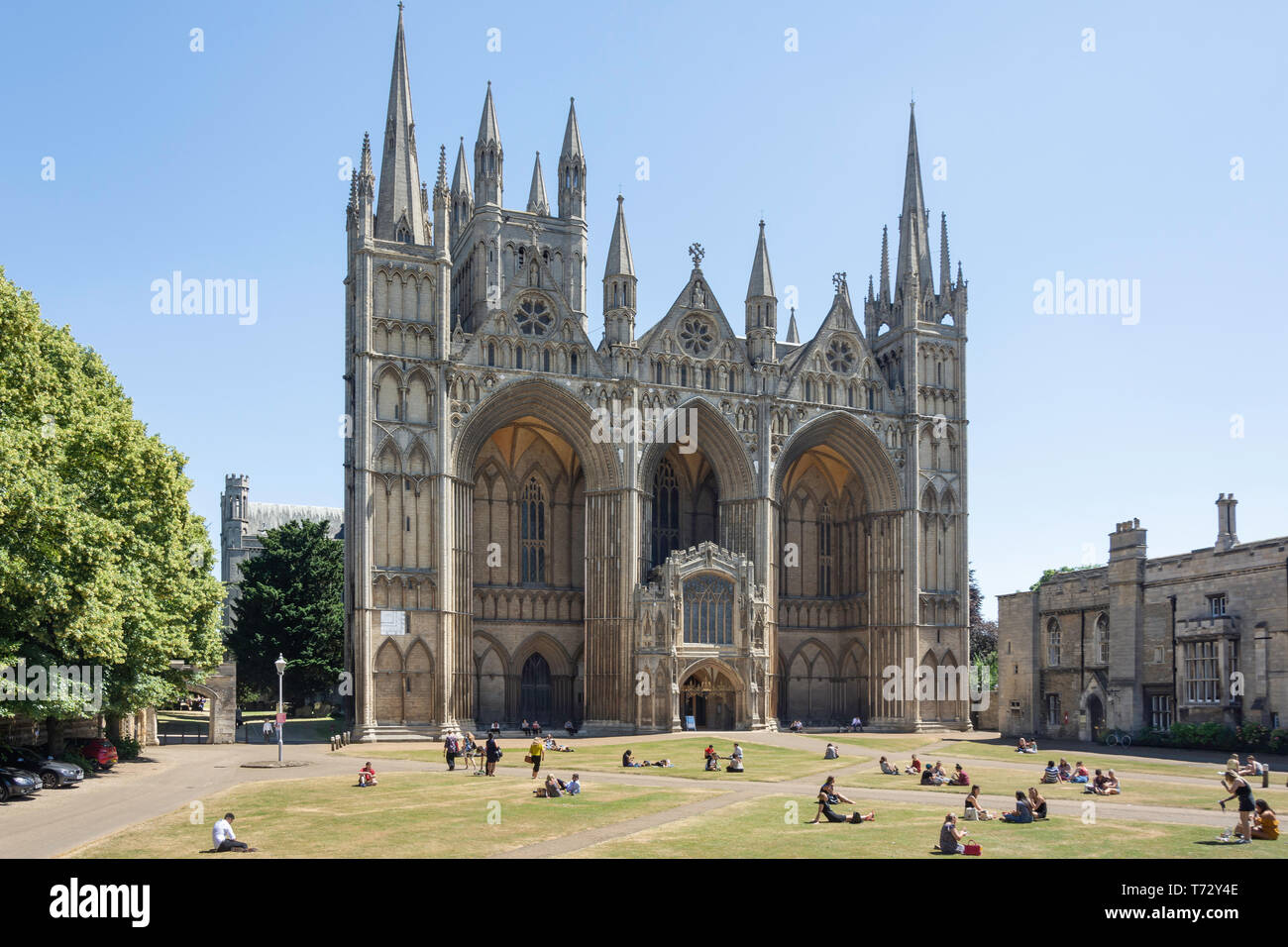 West Front, Peterborough Kathedrale, Peterborough, Cambridgeshire, England, Vereinigtes Königreich Stockfoto