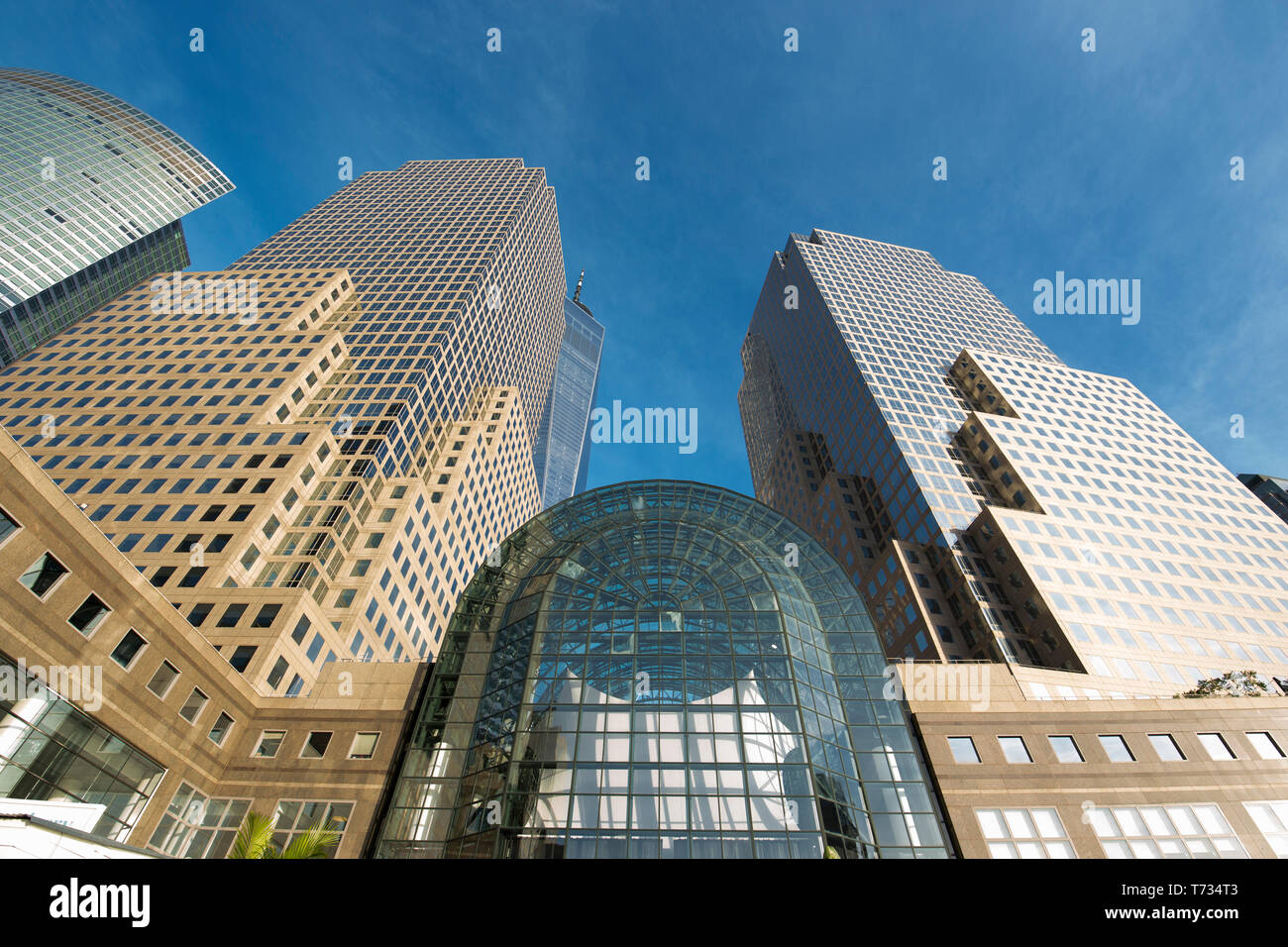 ATRIUM WESTFIELD WORLD TRADE CENTER SHOPPING MALL (© SANTIAGO CALATRAVA 2016) DOWNTOWN MANHATTAN NEW YORK CITY USA Stockfoto
