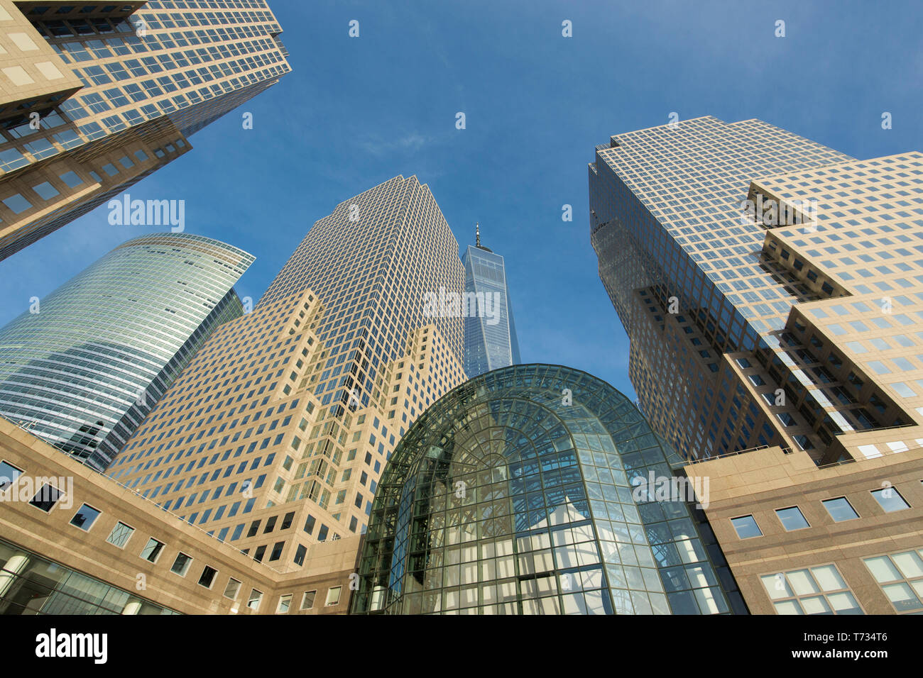 ATRIUM WESTFIELD WORLD TRADE CENTER SHOPPING MALL (© SANTIAGO CALATRAVA 2016) DOWNTOWN MANHATTAN NEW YORK CITY USA Stockfoto