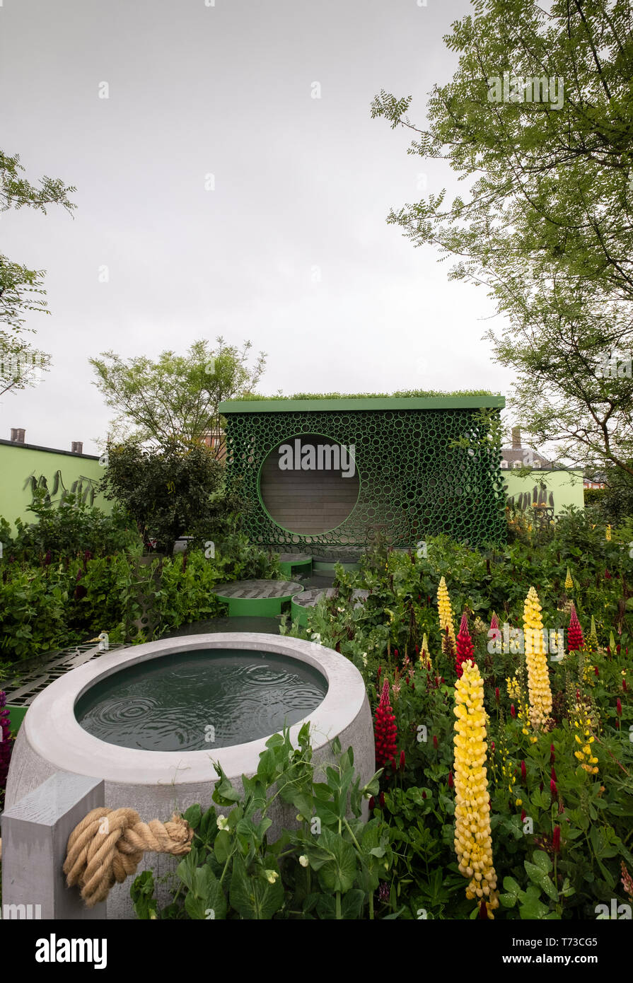 Die Seedily Garten von Dr. Catherine Macdonald auf der Chelsea Flower Show 2018, London entwickelt. Stockfoto