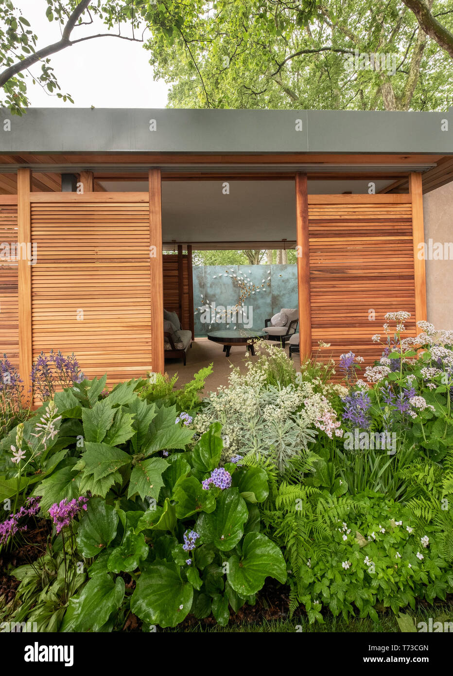 Die Morgan Stanley Garten von Chris Beardshaw auf der Chelsea Flower Show 2018, London, UK. Stockfoto